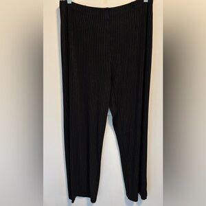 Chico's Travelers Sz 3 Short (XL)Black Light Stripe Stretch Knit Pull On Pants
